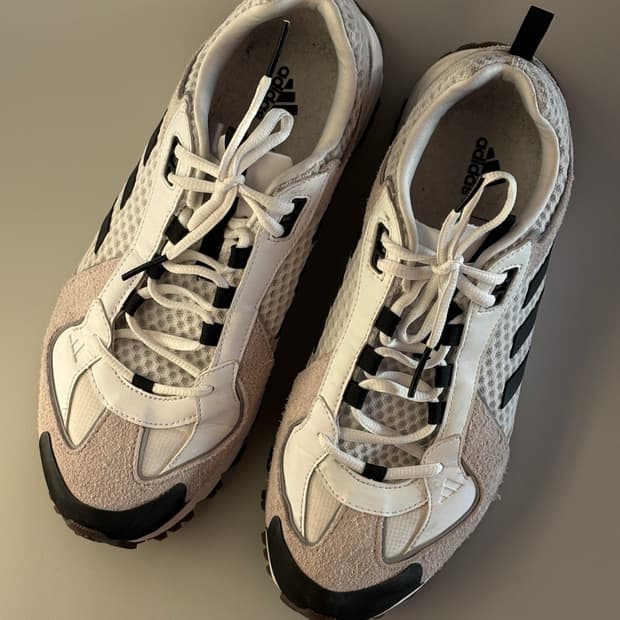 아디다스 x GR-uniforma BW18 화이트