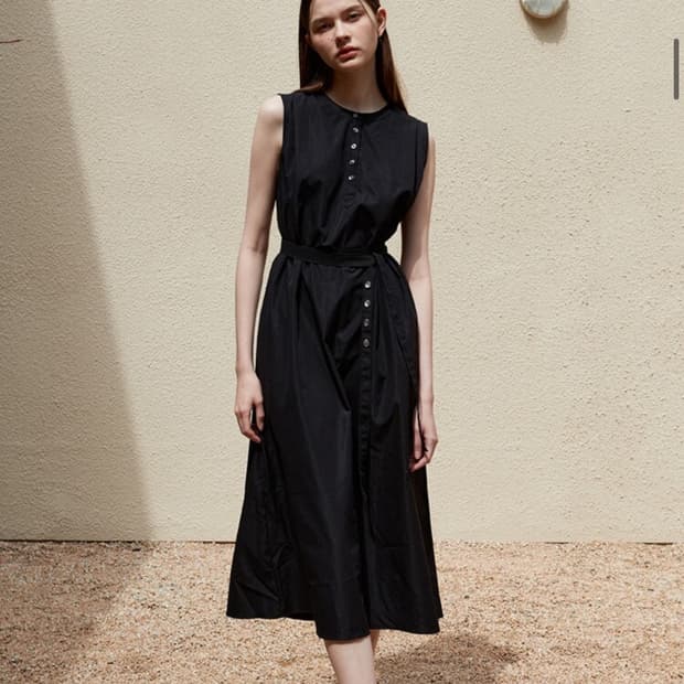 아무르 무아르 벨트 슬리브리스 원피스