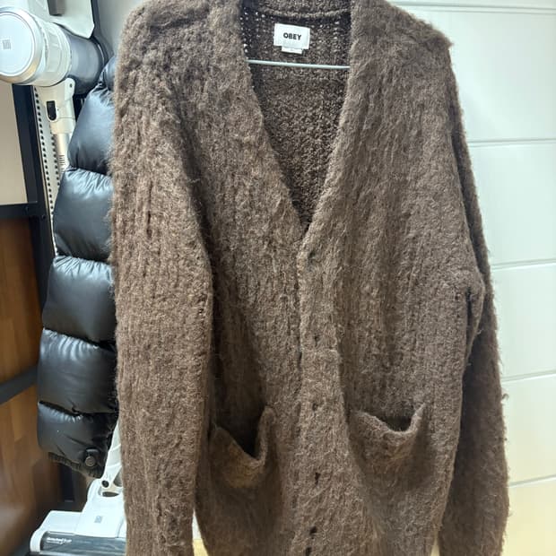 1회착용) 오베이 남녀공용 패트론 가디건 브라운