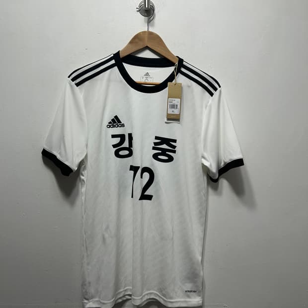 아디다스 라운드 반팔 새상품 로고 XL