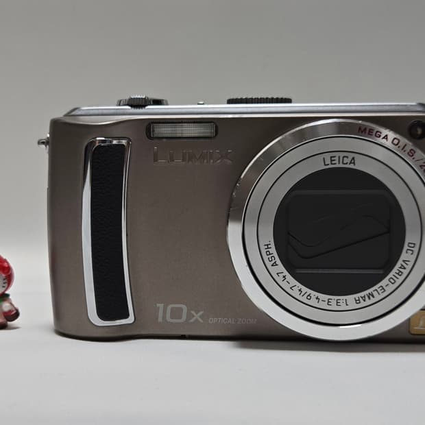 Panasonic LUMIX Tz5