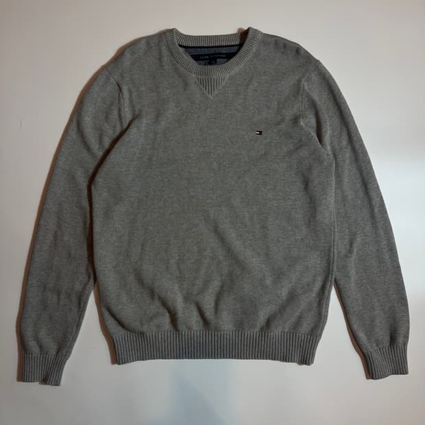 타미힐피거 그레이 베이직 니트