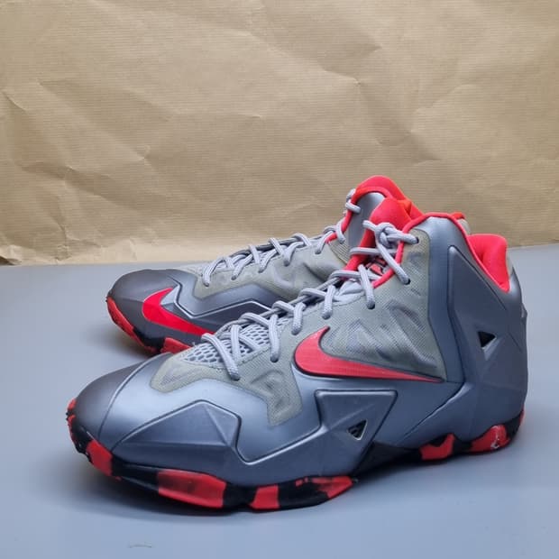 나이키 르브론11  엘리트팀 농구화 235