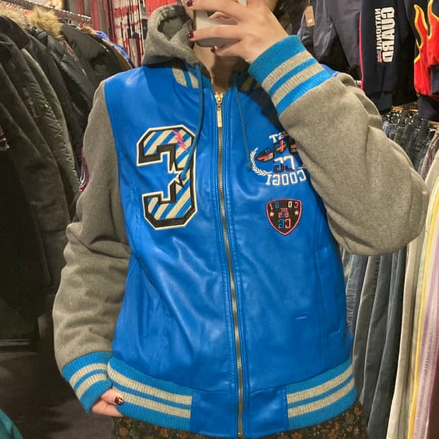 [IM]coogi 크롭 바시티자켓 블루 (후드o)