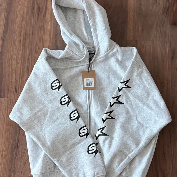 스투시 스피드웨이 후드집업 판매합니다