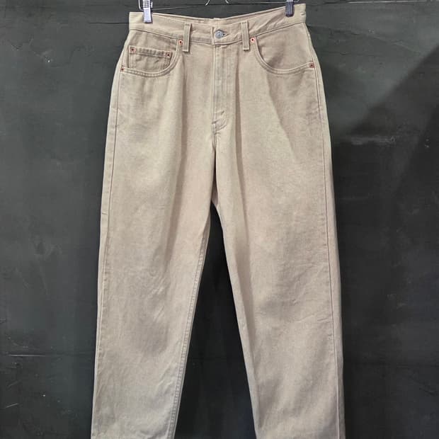 90s Levi's 550 - Made in U.S.A.