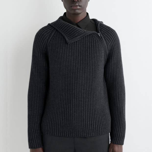 cos 리브드 청키 후디 구매