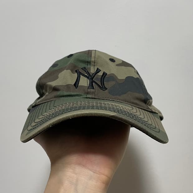 디스이즈네버댓X뉴에라 카모 볼캡