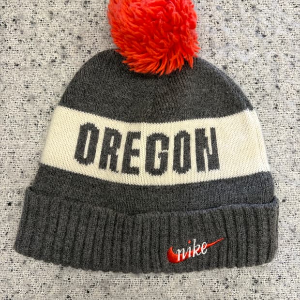 N108. 나이키 오레건 방울비니