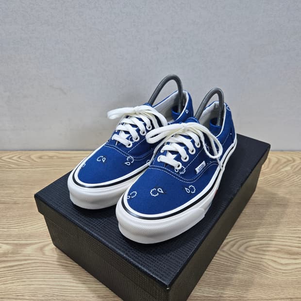 255 반스 볼트 LX 에라 OG 캘리포니아 페이즐리 블루