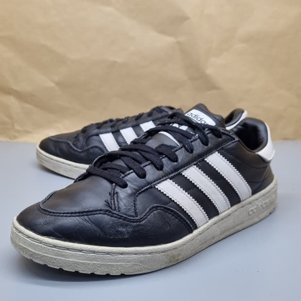 아디다스 팀코트 남성운동화255