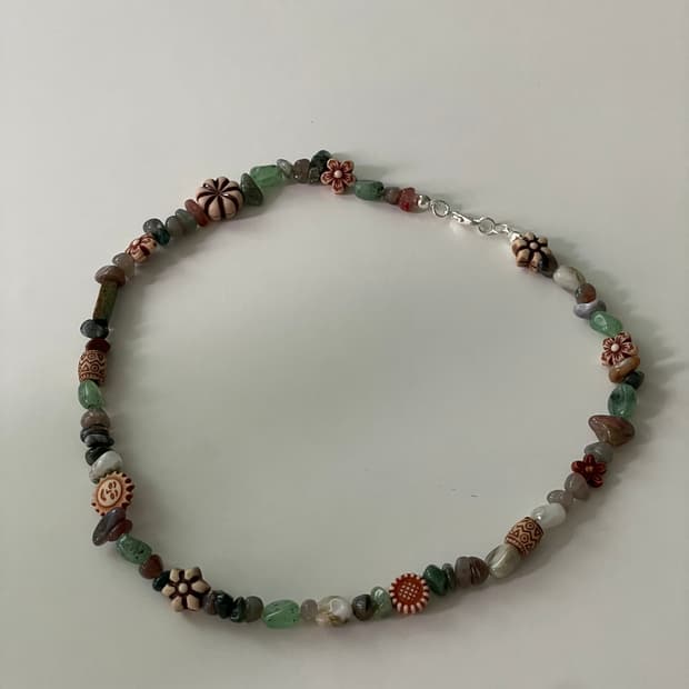 Hand made beaded necklace 4