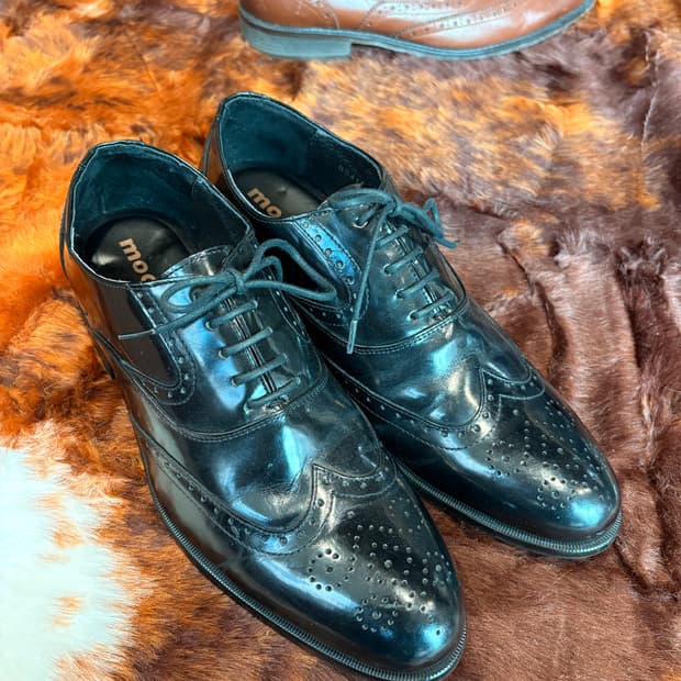 mook 빈티지 윙팁