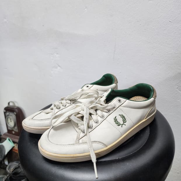 프레드페리 화이트 스니커즈 단화