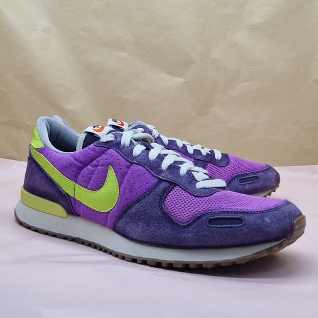 나이키 에어 볼텍스 남성운동화 300