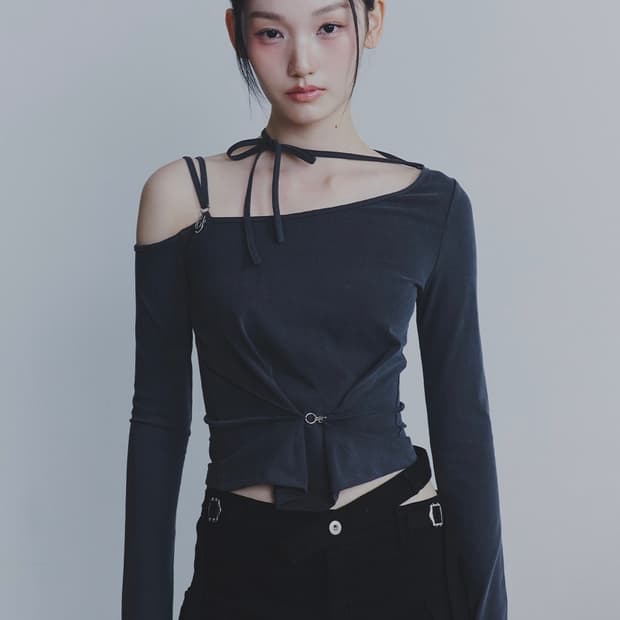 페인오어플레져 루비 후크 롱슬리브 ruby hook long sleeve