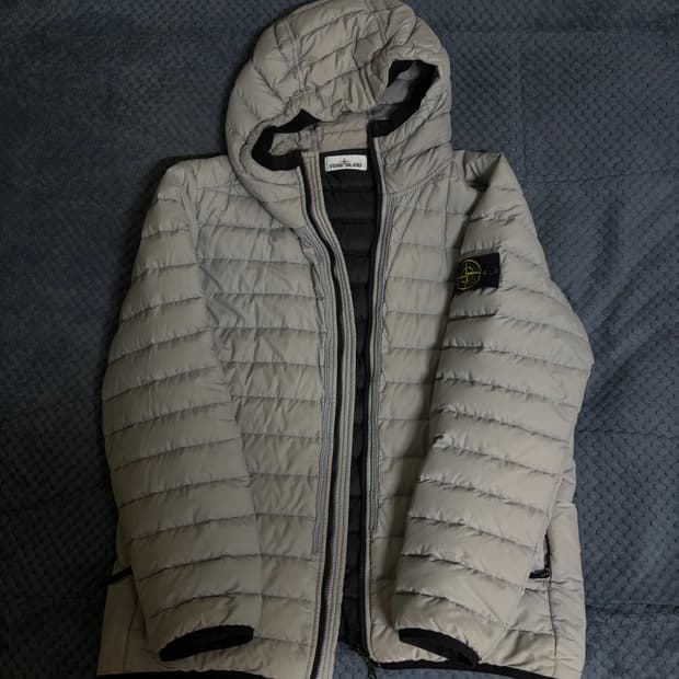 스톤아일랜드 경량패딩 xl
