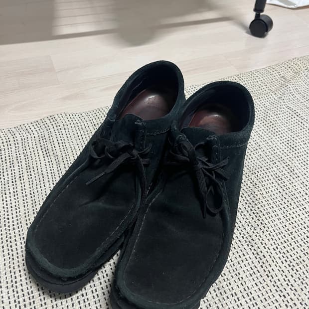 클락스 왈라비 고어텍스 비브람