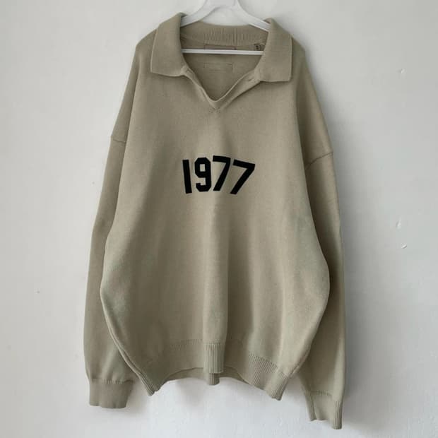 에센셜 1977 니트 XL