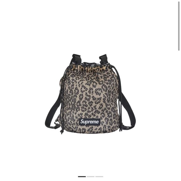 (크림 최고가 65만원) 슈프림 메쉬 스몰 백팩 레오파드 - 23SS 과