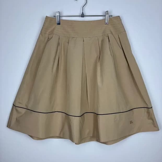 버버리 베이지 스커트