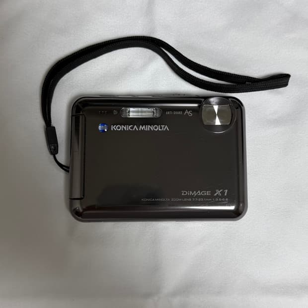 코니카 미놀타 dimage X1