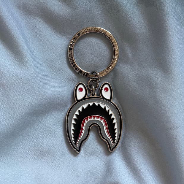 베이프 샤크키체인 키링