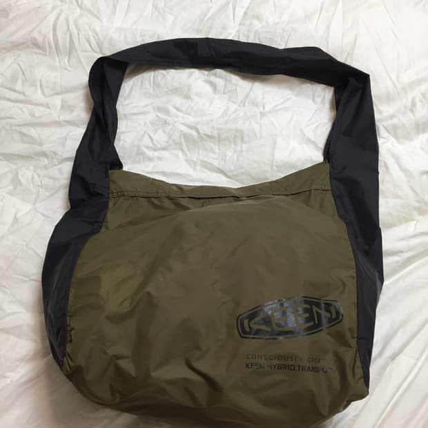 킨 하이브리드 크로스백