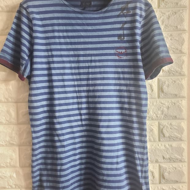 AJ 남성 블루 스트라이프 반팔 티셔츠(100)