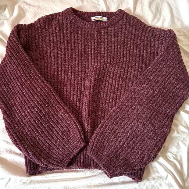 버건디 니트