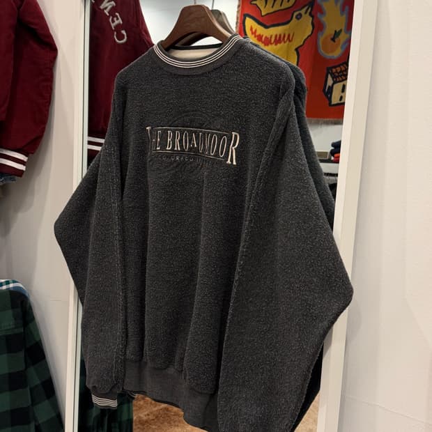 90s Time Out 빈티지 플리스 스웻 셔츠 (made in USA)