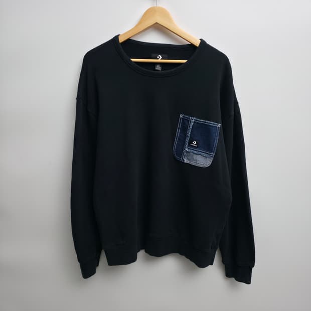 [L] 컨버스 데님 포켓 맨투맨 블랙