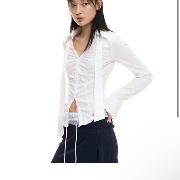 2000 아카이브 벨라 타이 셔츠