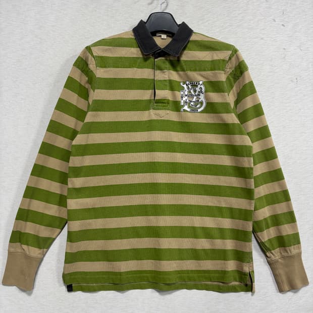 버버리 브릿 스트라이프 럭비 카라티