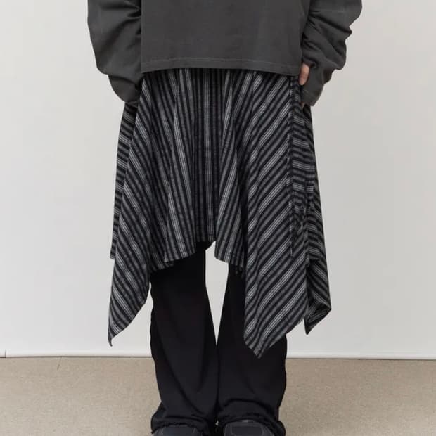 Frin Unbalance Skirt