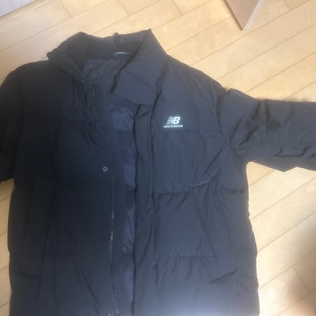 뉴발란스 패딩