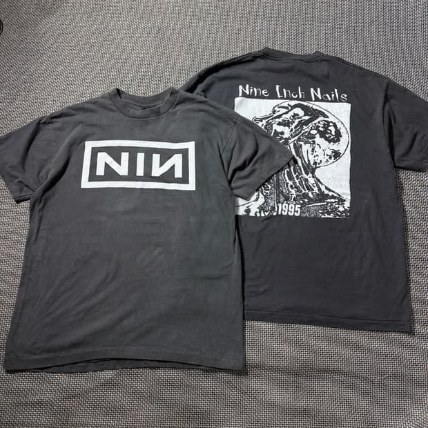새상품) 나인 인치 네임스 락밴드 프린팅 티셔츠 (L/XL)