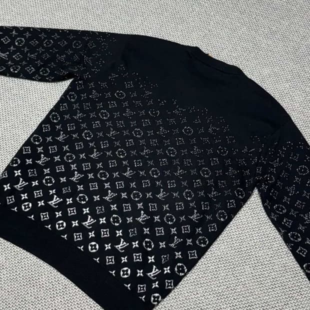 루이비통 니트