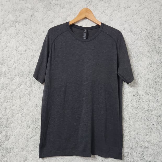 G891 [L] 룰루레몬 메탈벤트 반팔 티셔츠

