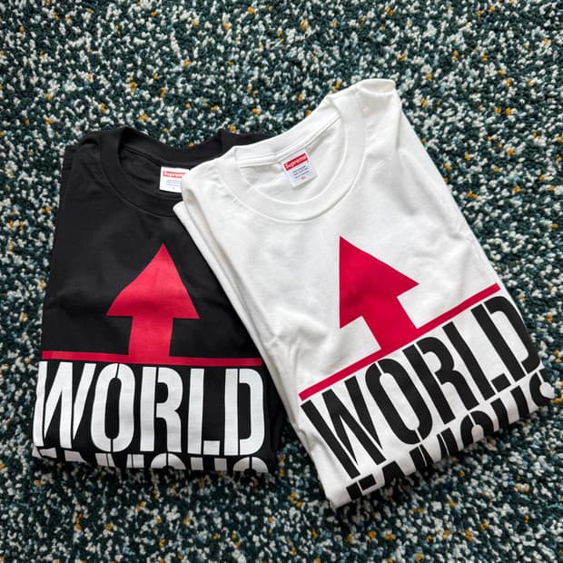 슈프림 로고 월드 페이머스 반팔 티셔츠 2컬러
