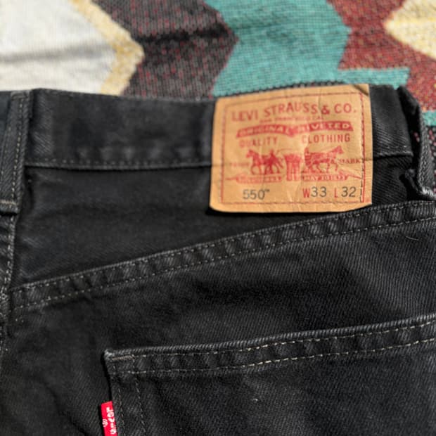 리바이스 550 흑청 33/32