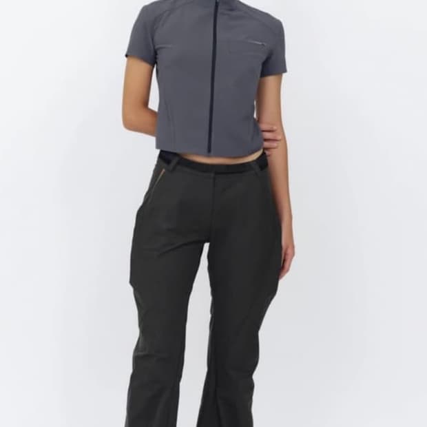 혜인서 크롭 집업 셔츠 다크그레이 1size