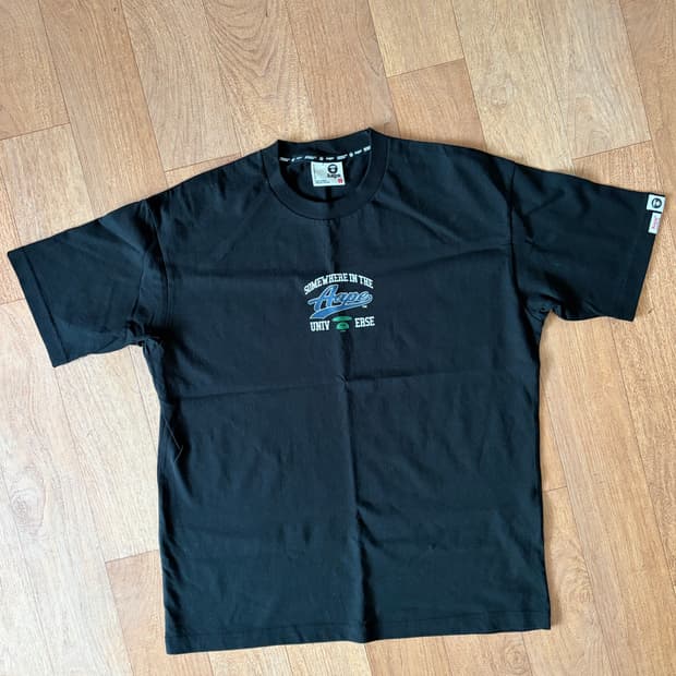 AAPE 유니버스 로고 반팔