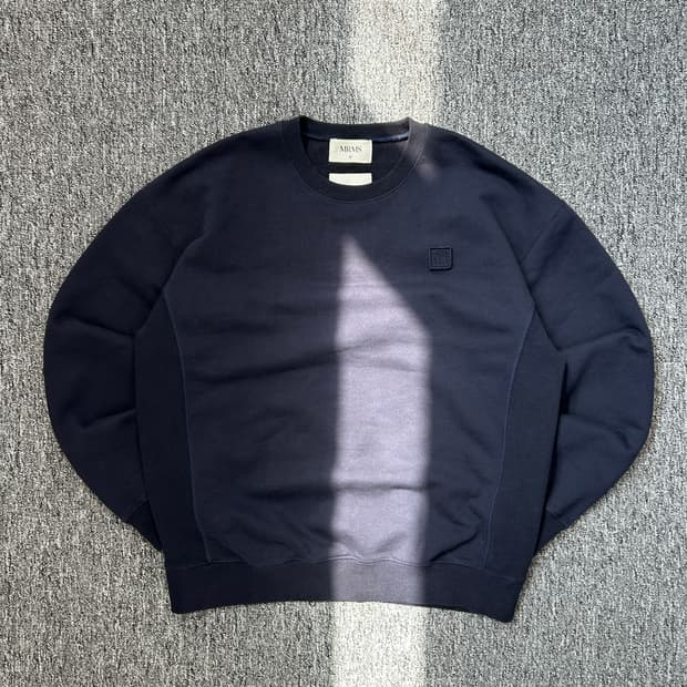 MRMS 네이비 스웨트셔츠