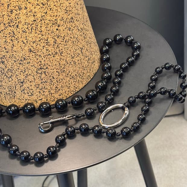 다비즈 블랙 오닉스 비즈 스트링 벨트