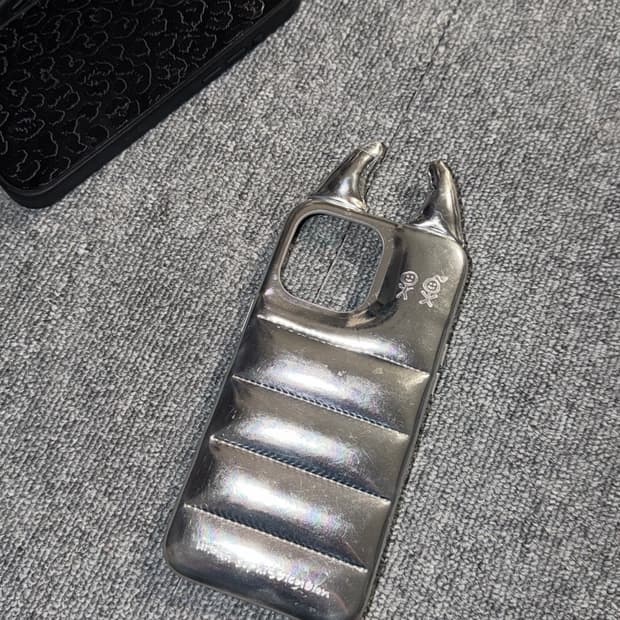 어반소피스티케이션 15 pro max 케이스