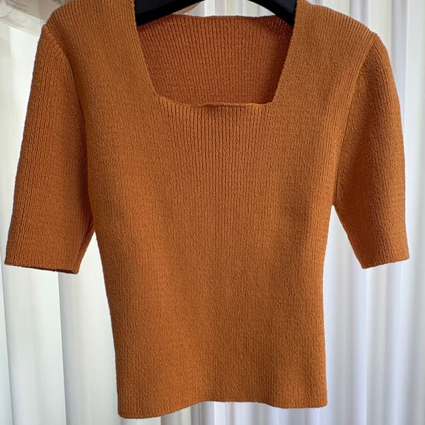 드래곤블루스 스퀘어넥 니트 - 오렌지