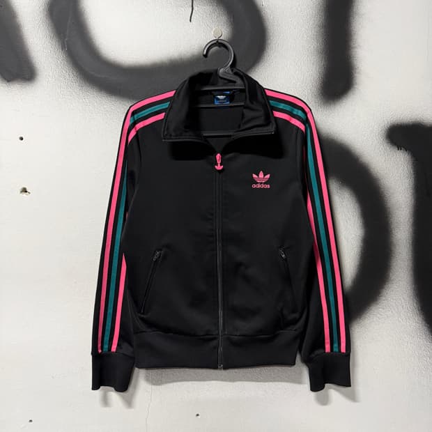 아디다스 파이어버드 블랙 핑크 빅 프린팅 트랙탑 져지 자켓