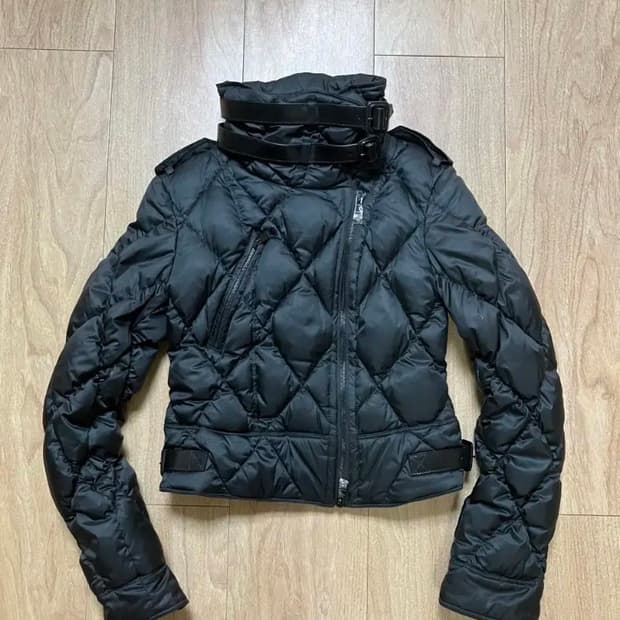 버버리프로섬  숏패딩점퍼(새상품)