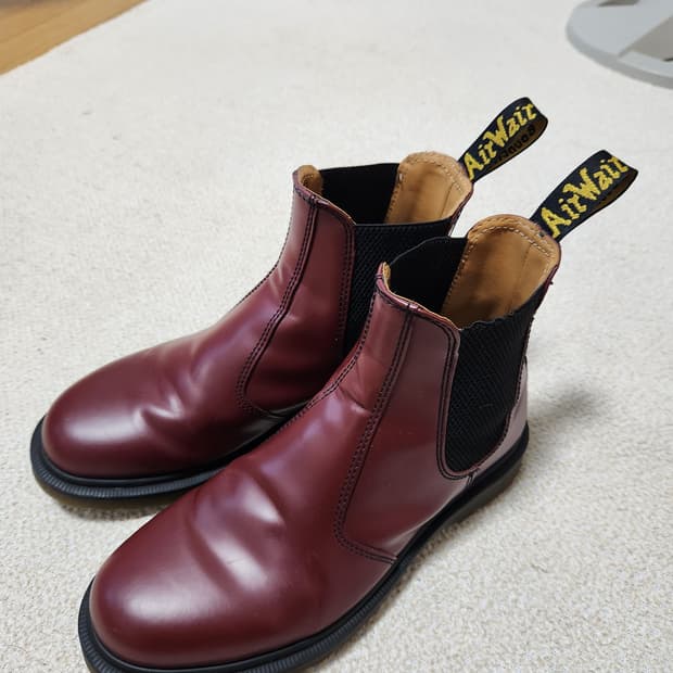 닥터마틴 2976 첼시 부츠 체리레드 260
